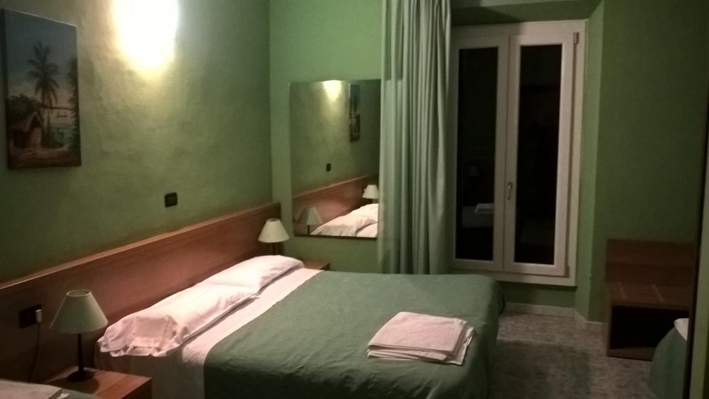 Hotel Del Sole Mailand Exterior foto