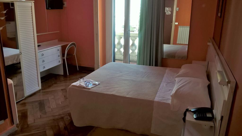 Hotel Del Sole Mailand Exterior foto